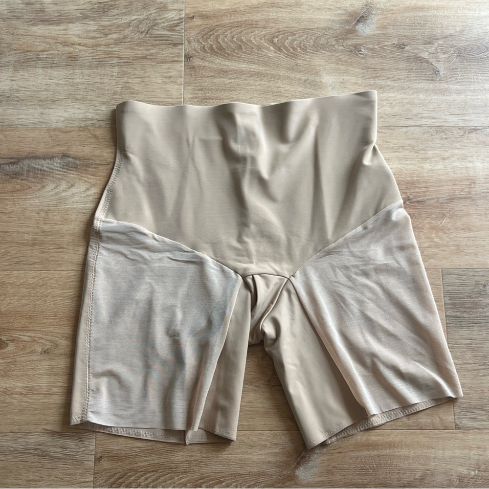 Honeylove Mid-Waist  Short Size 1x Shapewear Sand 1x
